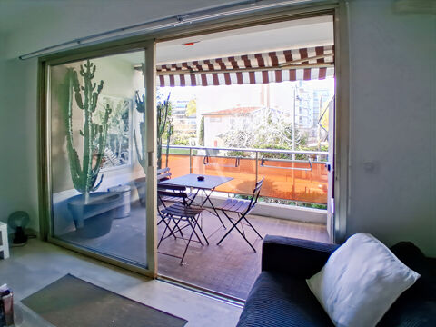  Appartement � louer 1 pi�ce 21 m� Cannes