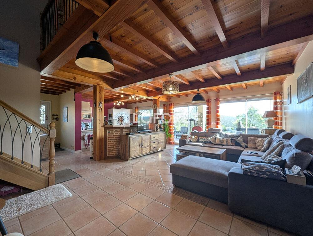 Maison 10 minutes de Bessières 6 pièce(s) 239 m2