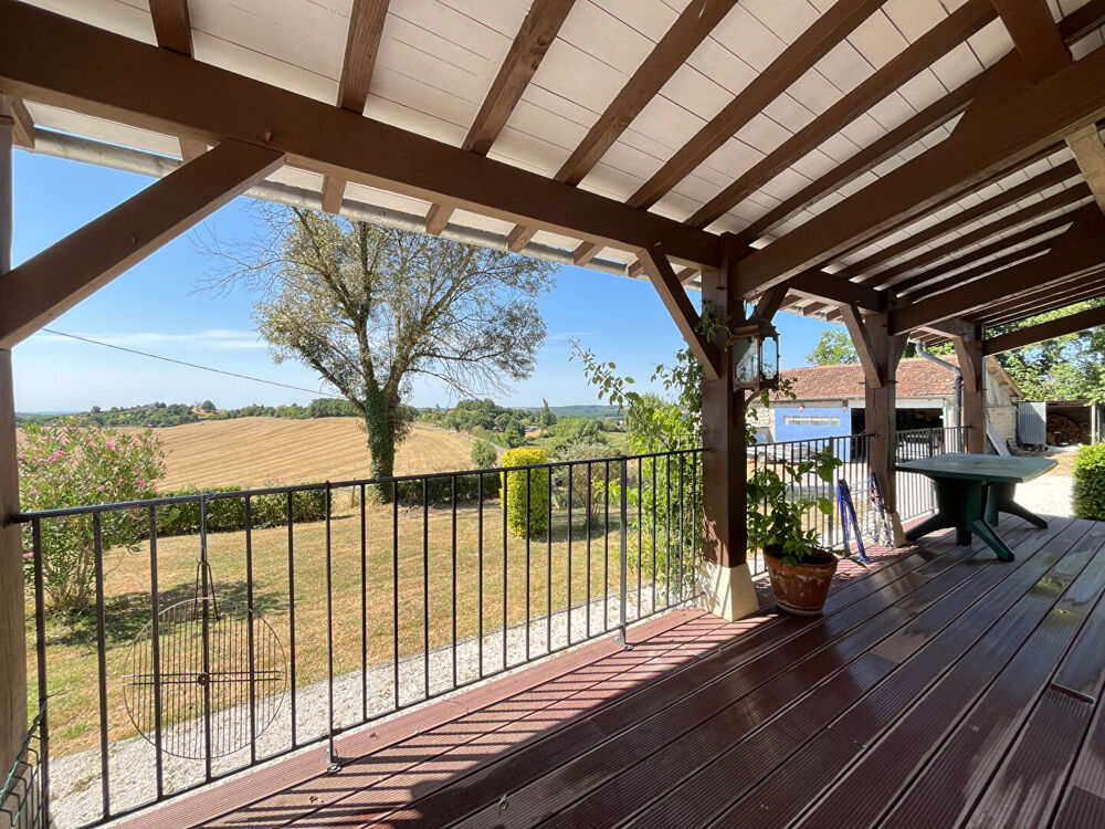 Vente Maison Propriété avec dépendances sur près d'un hectare - Montpezat de quercy