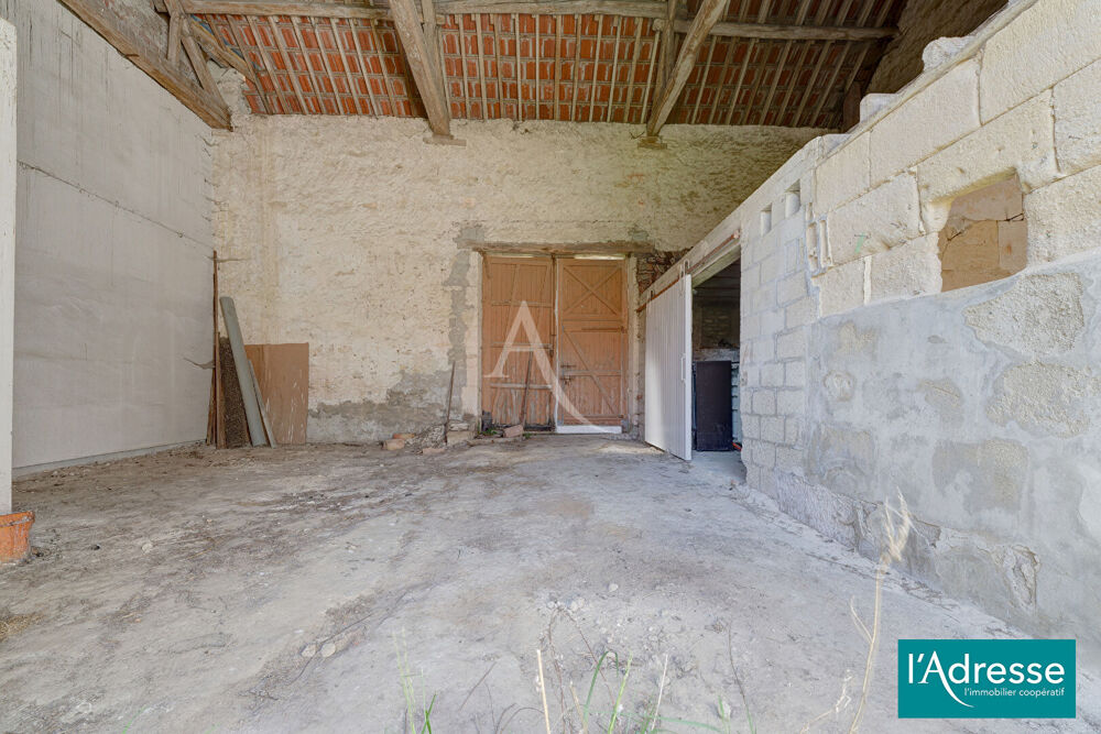 Vente Maison GRANGE 176 m2 au sol sur un terrain de 483 m2. Faverolles et coemy