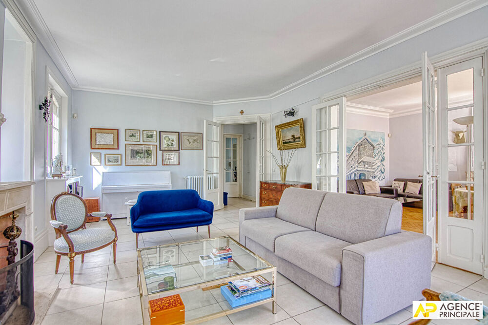 Versailles Glatigny Appartement 7 pièces duplex 168m² carrez avec terrasse de 25m² , jardin partagé et grande cave partagée