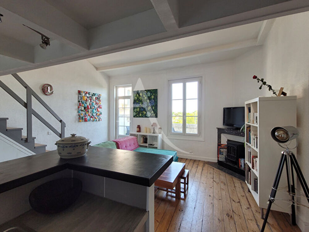 Vente Appartement A vendre - Magnifique T2 bis avec terrasse et vue sur la Cathédrale Saint-Louis La rochelle