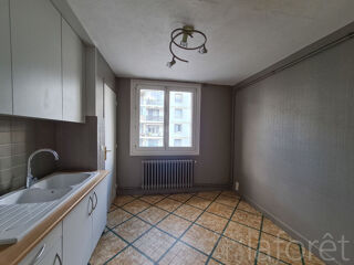  Appartement à louer 3 pièces 68 m²