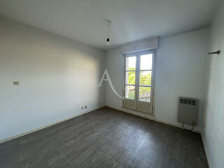  Appartement à louer 2 pièces 35 m²