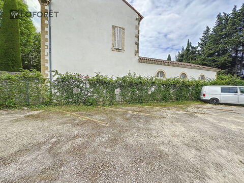  Parking / Garage � louer 