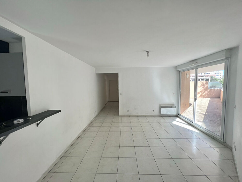 Location Appartement APPARTEMENT MARSEILLE 10 - 3 pièce(s) - 52.79 m2 Marseille 10