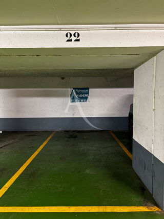  Parking / Garage � vendre 14 m�