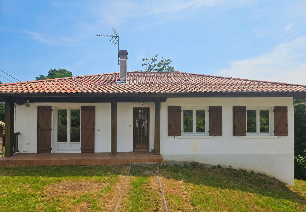 Maison 3 chambres avec sous-sol et garage à Cauna