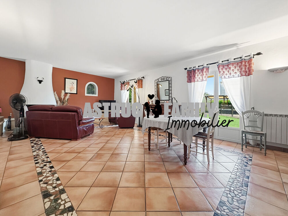 Le Grau-du-Roi - Maison 7 pièces- 5 chambres Ascenseur Adaptée PMR Terrain 700 m²