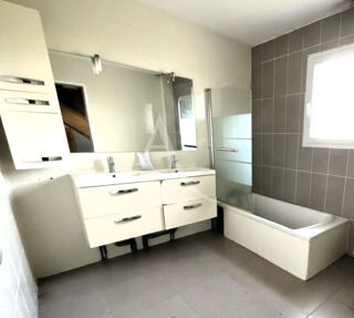  Maison  vendre 7 pices 135 m