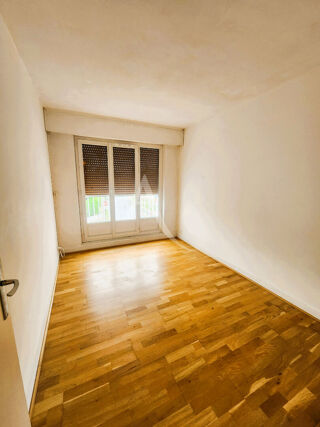  Appartement � vendre 4 pi�ces 72 m�