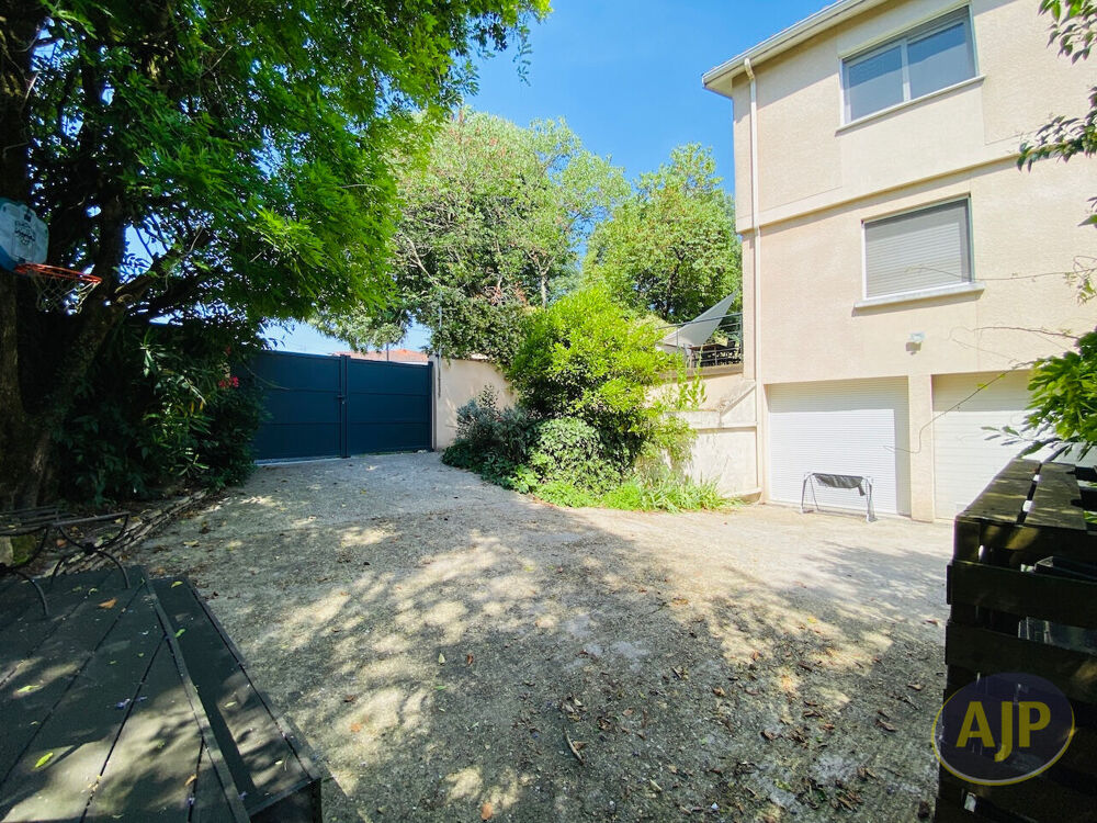Vente Maison Grande maison familiale, avec T2 indépendant Le bouscat