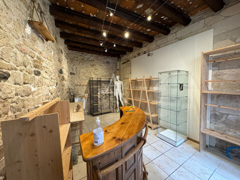 Local commercial Nîmes 1 pièce 13.27 m2 495 30000 Nimes