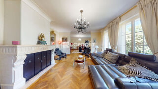  Maison à vendre 8 pièces 220 m²