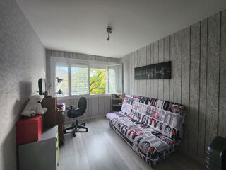  Appartement  vendre 4 pices 79 m