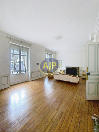  Appartement � vendre 5 pi�ces 301 m�