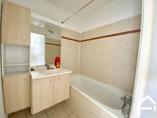  Appartement à louer 2 pièces 42 m²