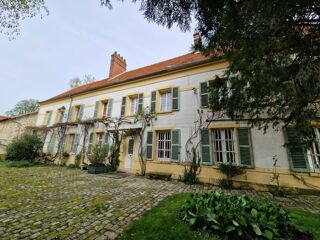  Villa  vendre 10 pices 434 m