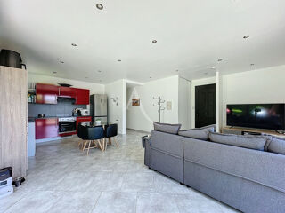  Maison � vendre 8 pi�ces 225 m�