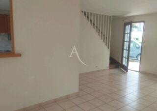  Maison  louer 5 pices 119 m