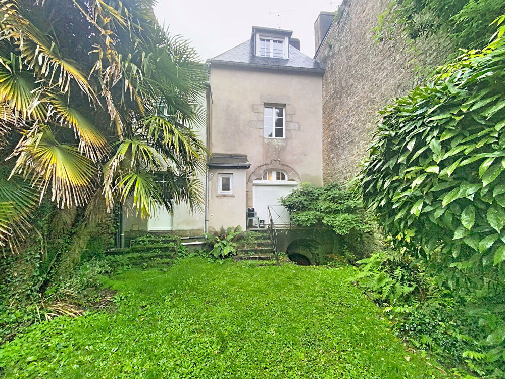 Vente Immeuble ENSEMBLE IMMOBILIER CONSTITUE DE 3 APPARTEMENTS - GRENIER AMENAGEABLE - 203 M² QuimperlÉ