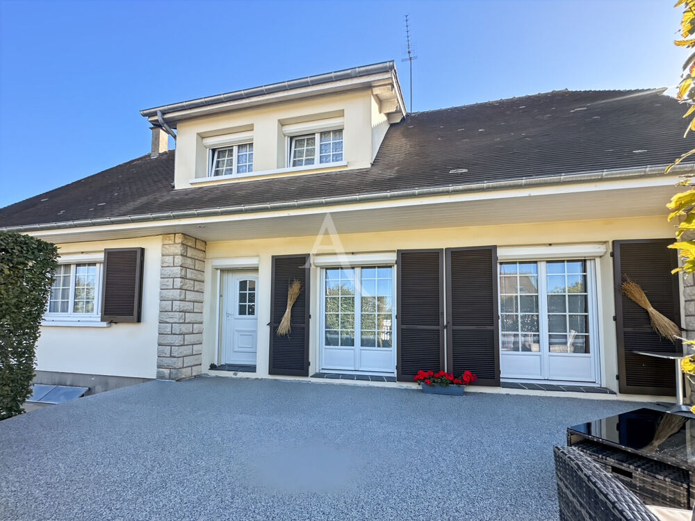 Vente Maison ETREPAGNY CENTRE VILLE 4 chambres Sous-sol Etrepagny
