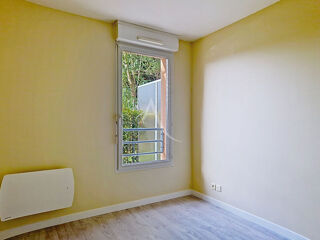  Appartement à louer 2 pièces 37 m²