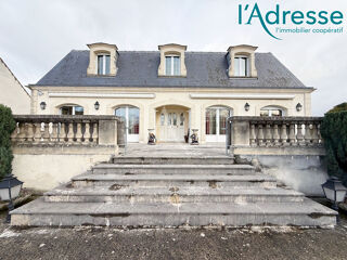  Maison � vendre 9 pi�ces 360 m�