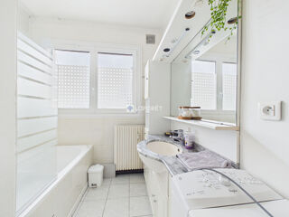  Appartement � vendre 4 pi�ces 97 m�