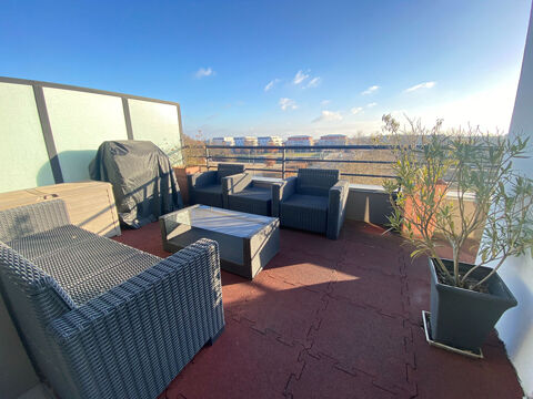   Appartement en attique Cernay 4 pi�ce(s) 89.84 m� + terrasse de 24 m� + grand garage et cellier Appartement - 4 pi�ce(s) - 90 m�