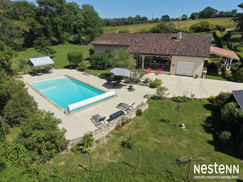 Vente Maison A Vendre Maison familiale de 157 m² de plain-pied avec jardin, piscine et garage à Condom. Condom