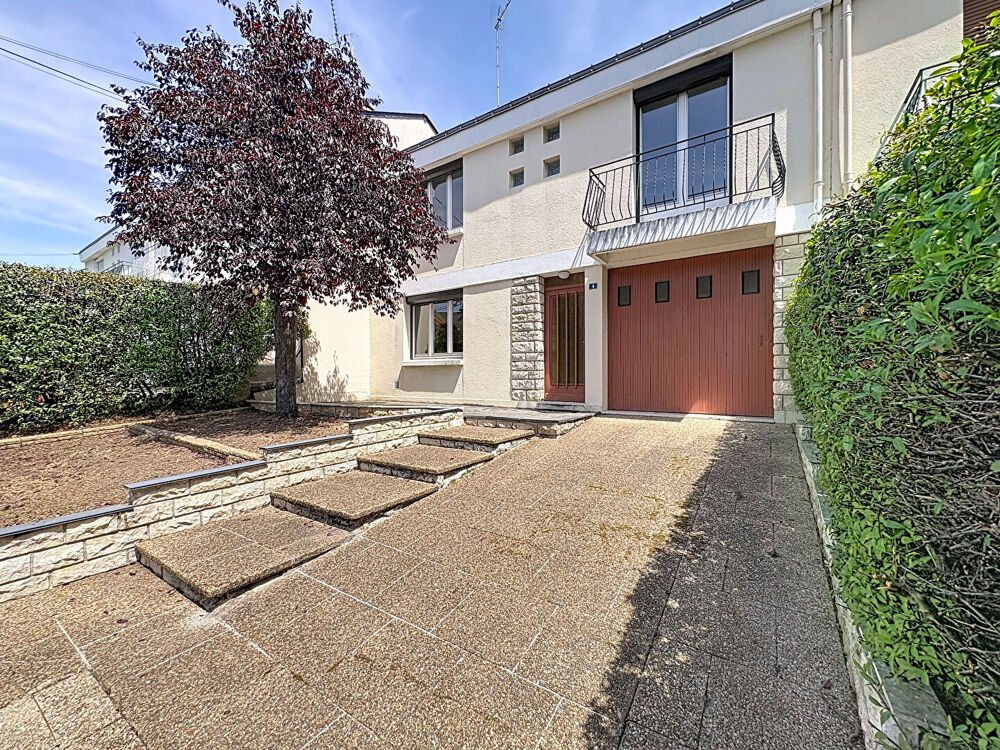 MAISON ANGERS MONPLAISIR - 3 CHAMBRES , EXTERIEUR ET GARAGE