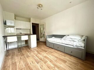  Appartement à louer 1 pièce 19 m²