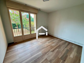  Maison à louer 5 pièces 130 m²