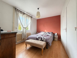 Vente Appartement Appartement Lons-le-Saunier 4 pièces / 2/3 chambres / 91.63 m² Lons le saunier