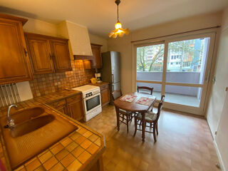  Appartement � vendre 4 pi�ces 81 m�