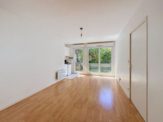  Appartement à louer 2 pièces 37 m²