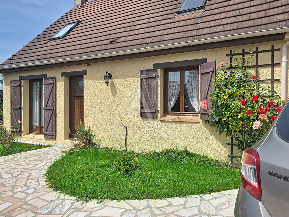 Vente Maison Maison 5 pièces 102 m² - 3 chambres - Jardin -  Longnes - Fort potentiel ! Longnes