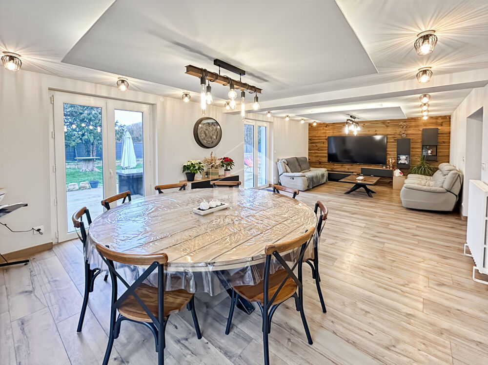 Maison familiale à Janville-sur-Juine 198 m² sur terrain de plus de 3000 m²