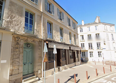 "Versailles Notre Dame" Superbe local commercial/bureau - 32.59 m&sup2; carrez ! 1600 78000 Versailles