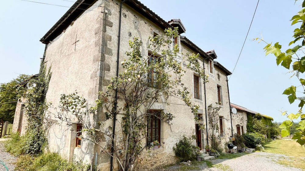 Maison de 6 chambres avec gîte de 2 chambres, 14 hectares de pâturages et bois