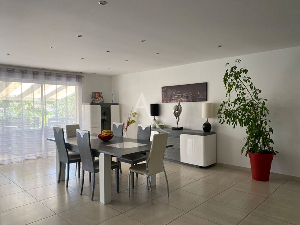 Maison Moutiers Les Mauxfaits 6 pièce(s) 145 m2