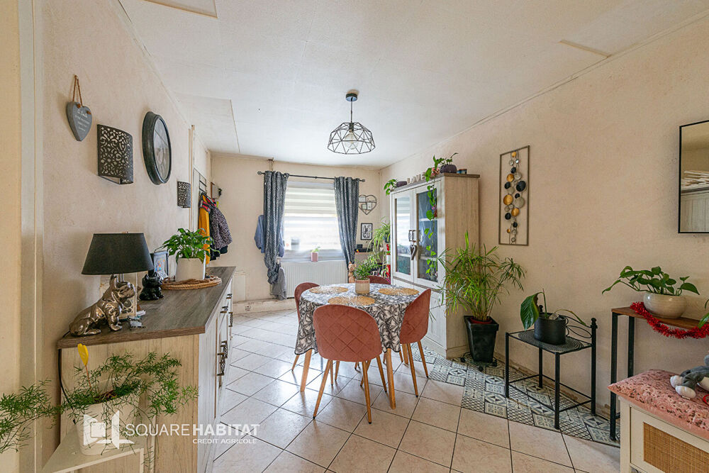 MAISON DE 104 M²