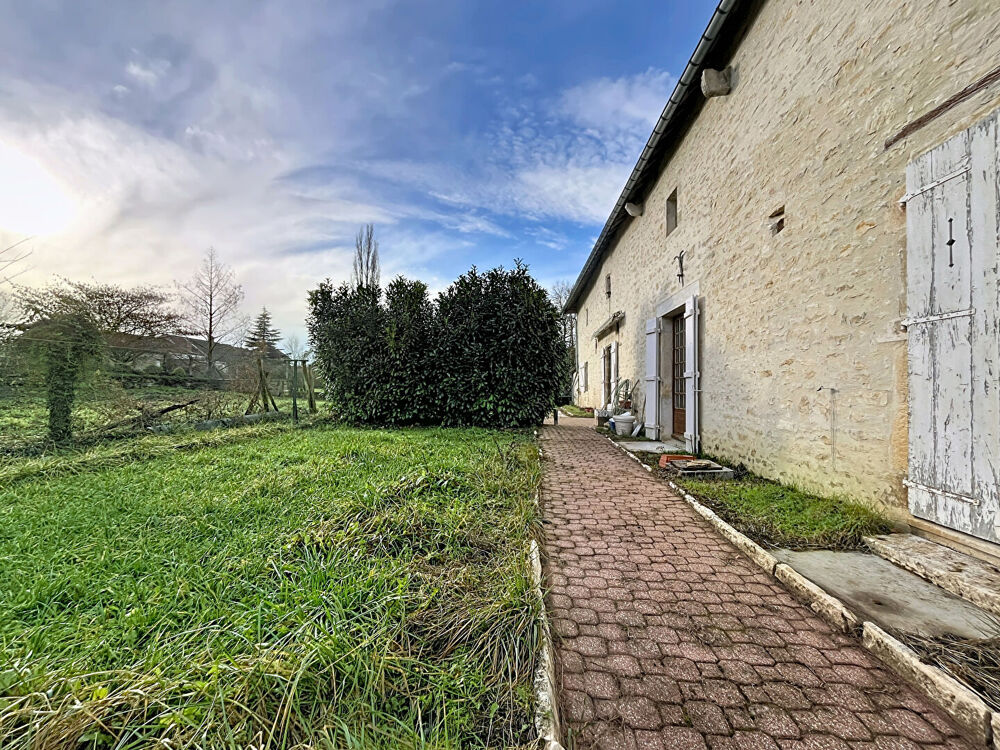 Maison 5 pièces 139 m² · à Saint Maurice sur Ving... · 139 m² · 170 500 €