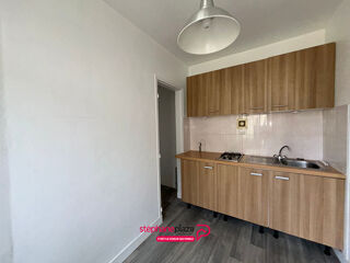  Immeuble � vendre 8 pi�ces 120 m�