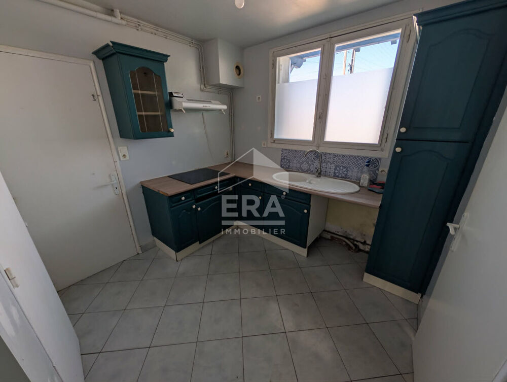 Vente Maison Maison à vendre à Montpon Ménestérol - Opportunité d'investissement à ne pas manquer ! Montpon menesterol