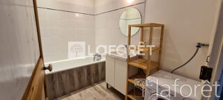  Appartement à louer 3 pièces 69 m²