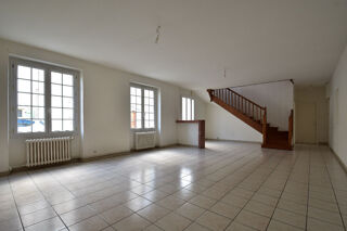  Maison à louer 4 pièces 135 m²