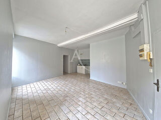  Immeuble � vendre 8 pi�ces 200 m�