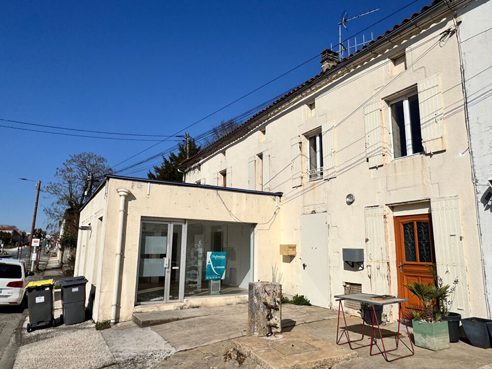 Appartement Lussant 6 pièce(s) 128.40 m2
